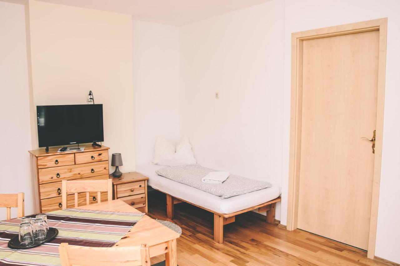 Und S'platzl Stuhleck Apartment *